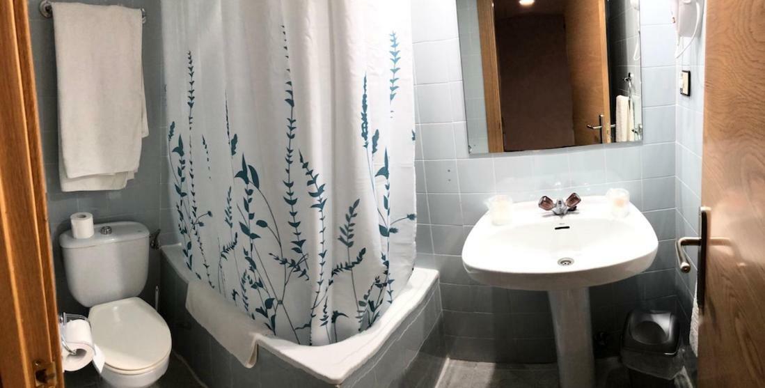 Hostal El Arco Almazán Exteriör bild